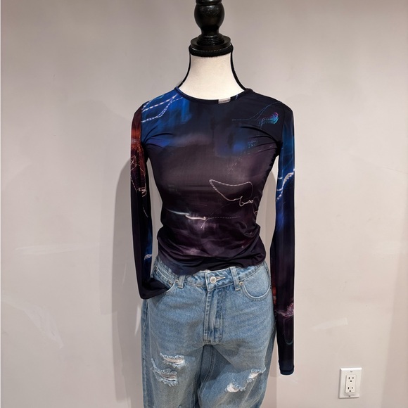 Babaton Aritzia Navy and Purple Long Sleeve Sheer Top with Cut Hem Size S - Picture 2 of 8